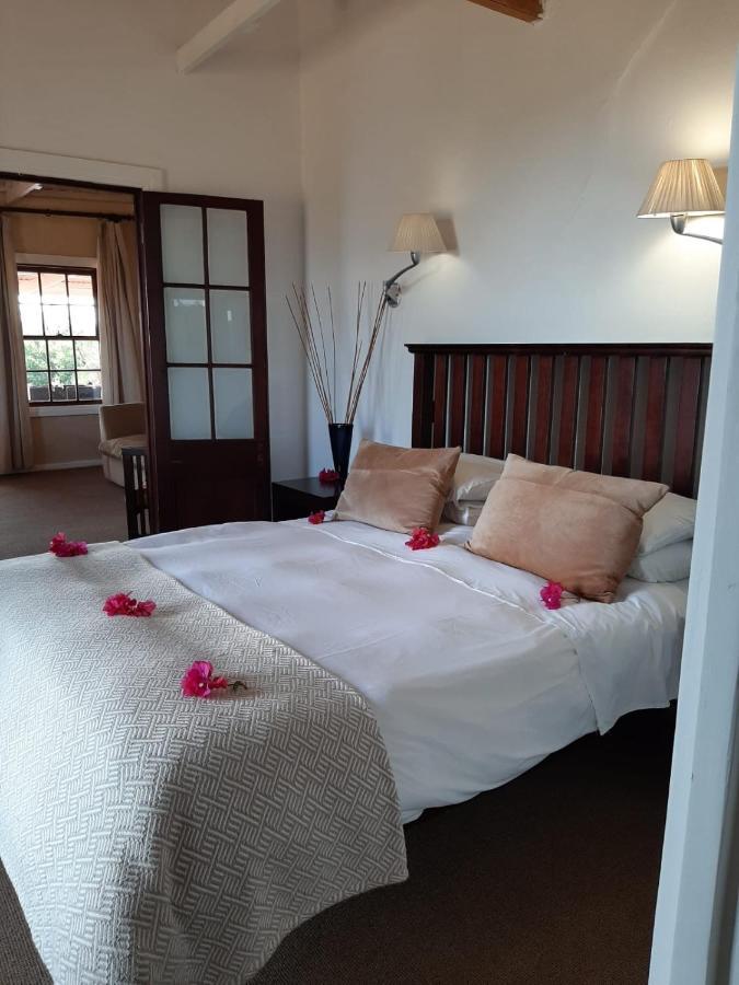 Leeuwenbosch Shearers Lodge - Amakhala Game Reserve Buyskloof Buitenkant foto