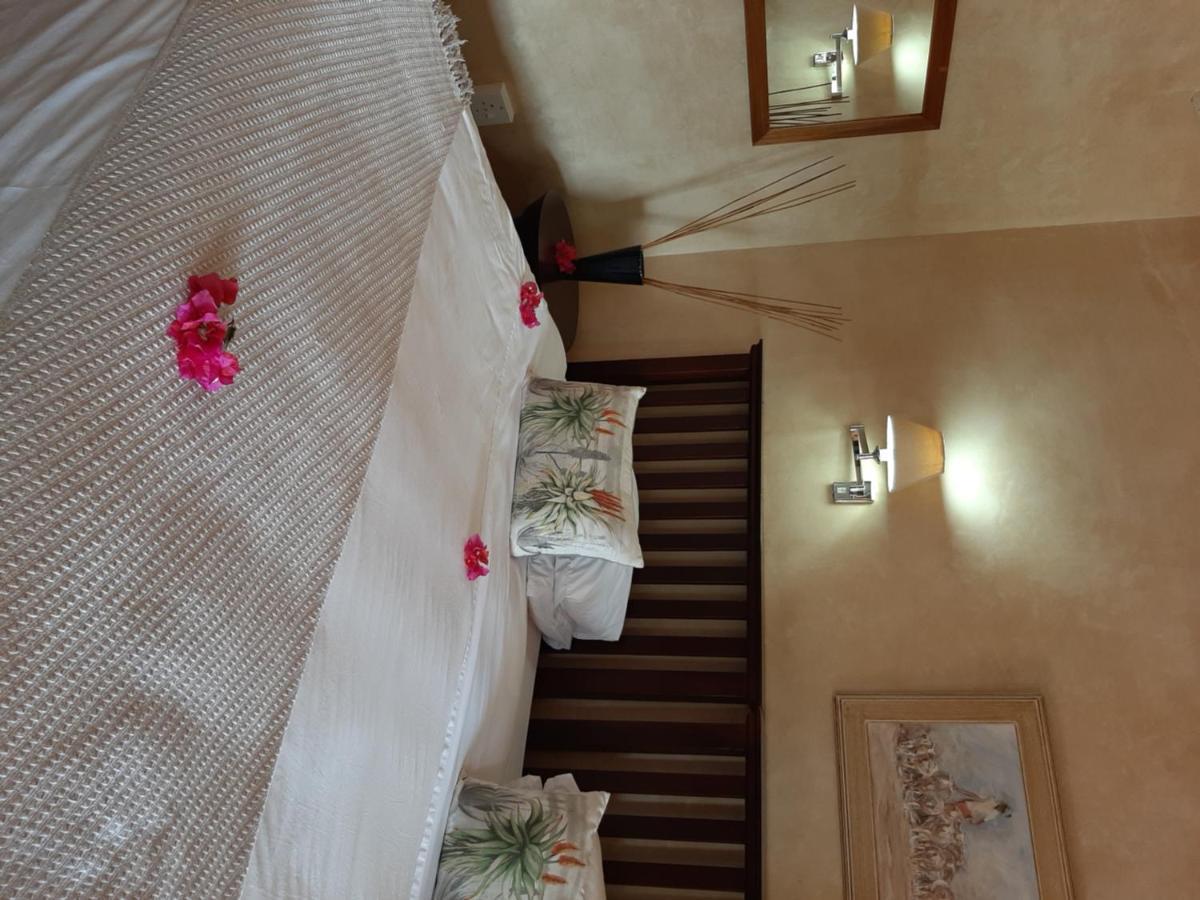 Leeuwenbosch Shearers Lodge - Amakhala Game Reserve Buyskloof Buitenkant foto